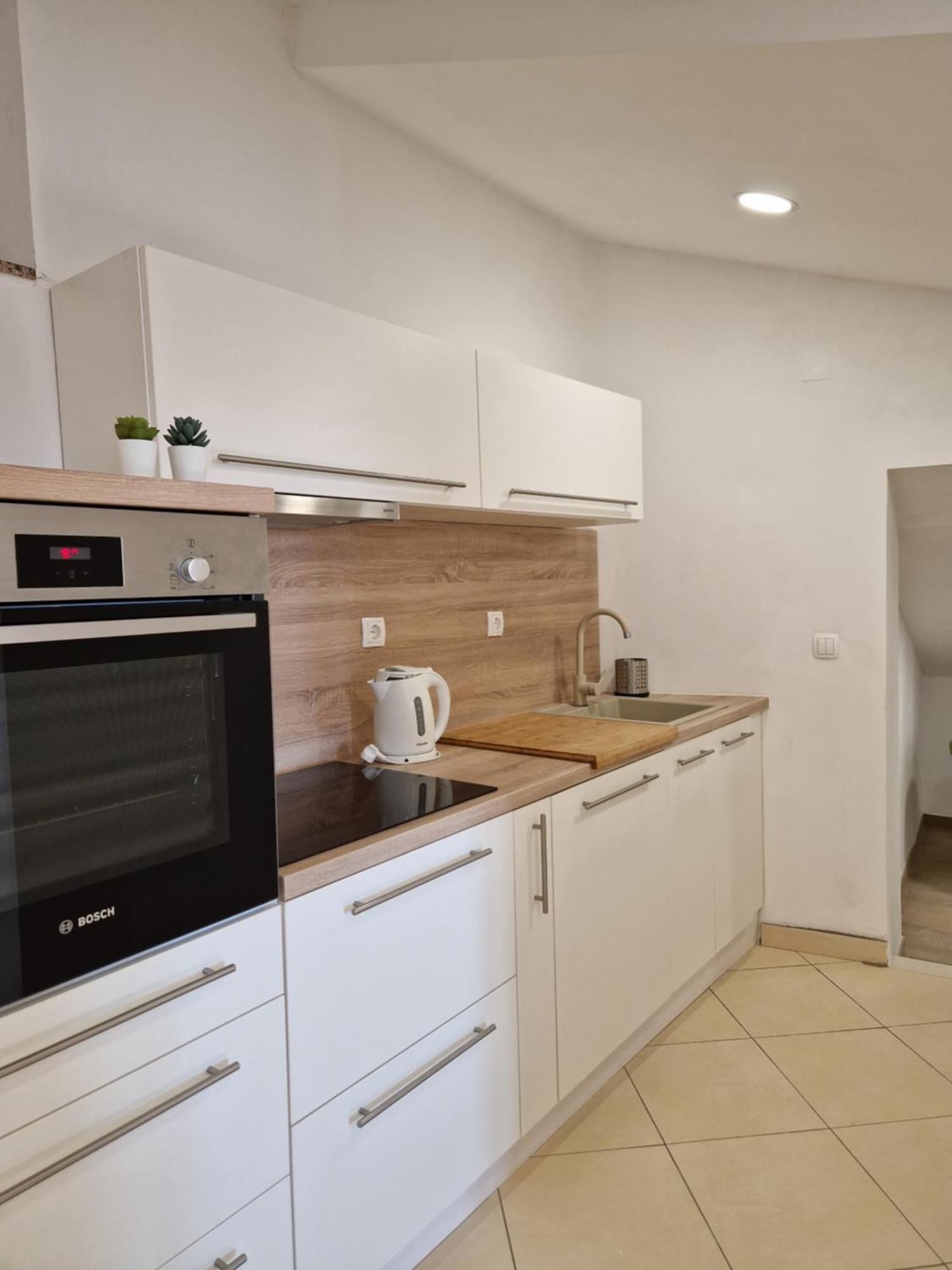 Apartment And Room Marija Krk Town Habitación foto
