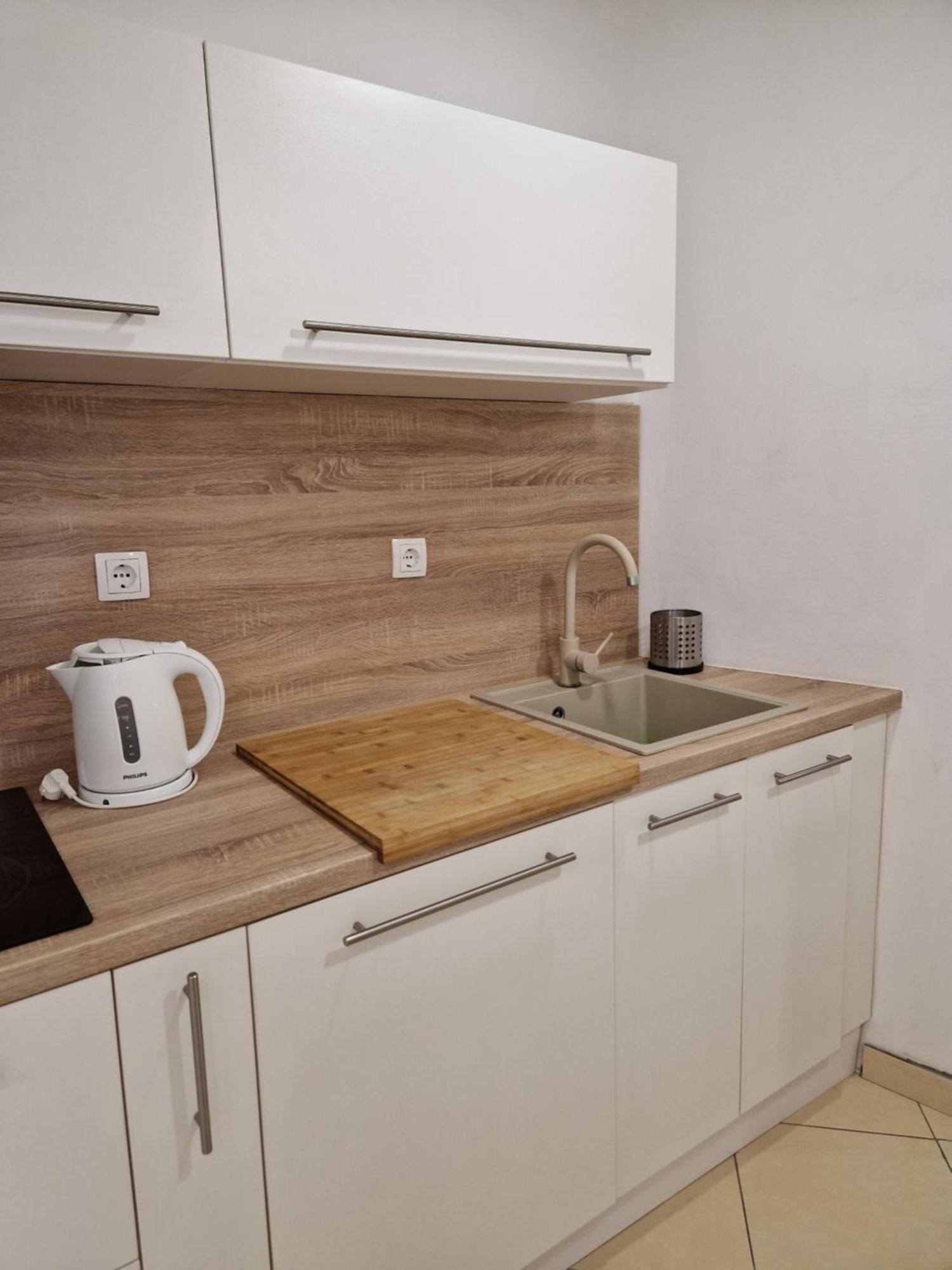 Apartment And Room Marija Krk Town Habitación foto